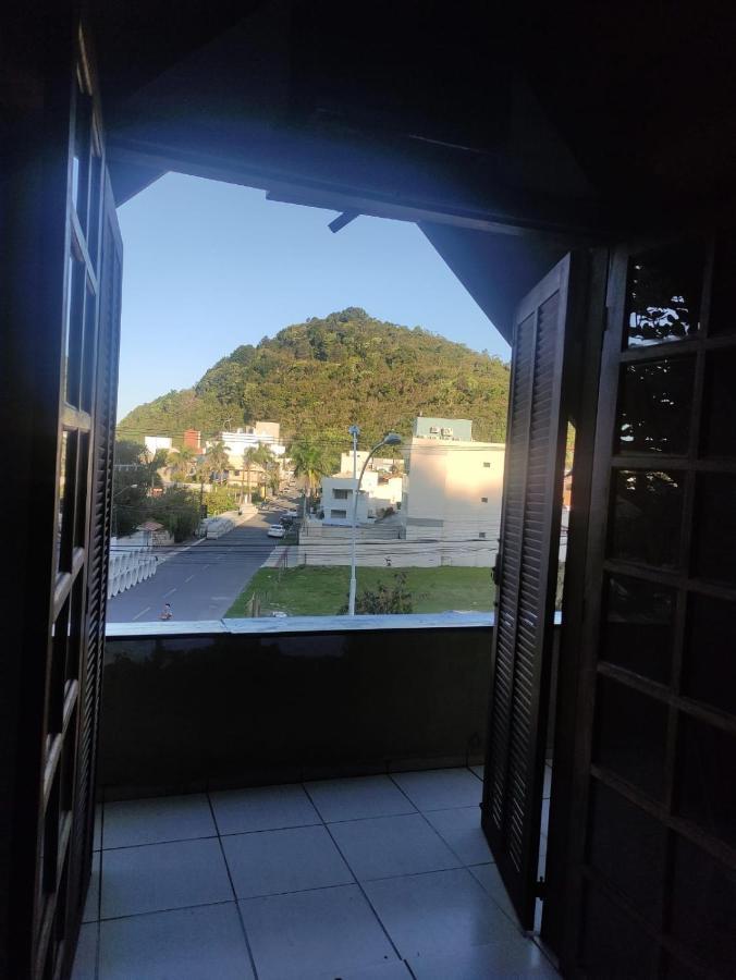 Pousada Bravo House Balneario Camboriu Exterior photo